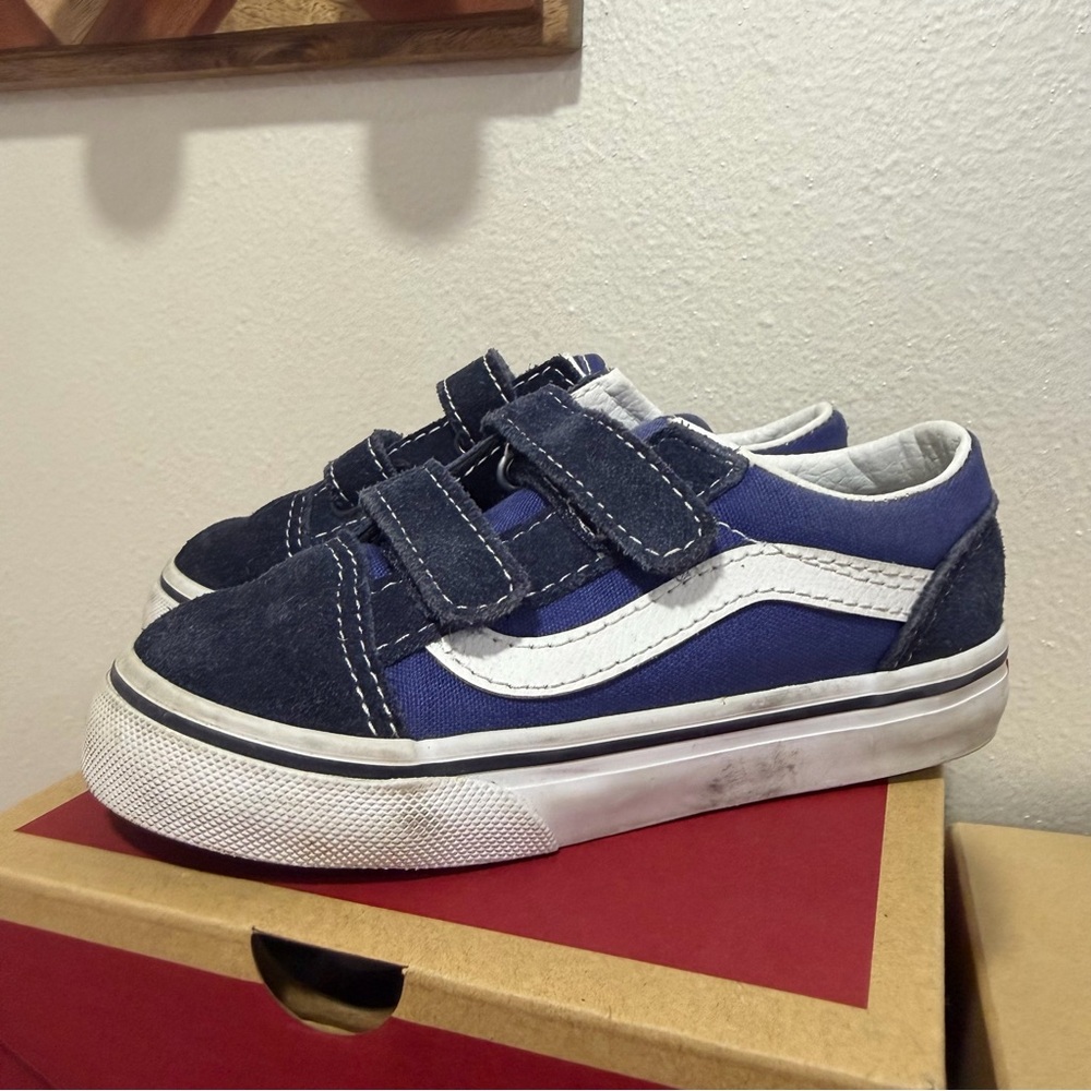 Vans Kids Blue and White Velcro Sneakers 8.5c